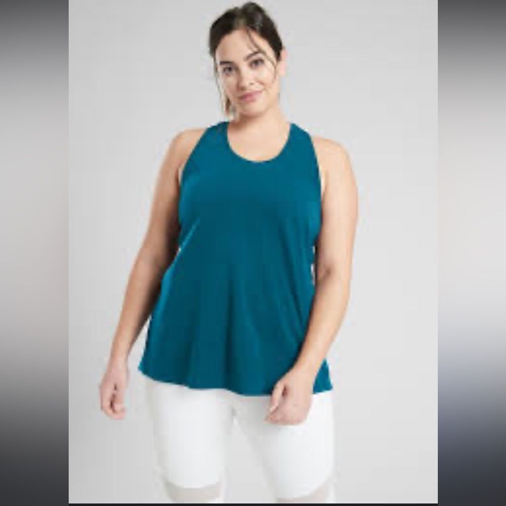 EXCELLENT CONDITION WOMEN’S MEDIUM POLYESTER TANKINI/TANK TOP WITH SHELF BRA
